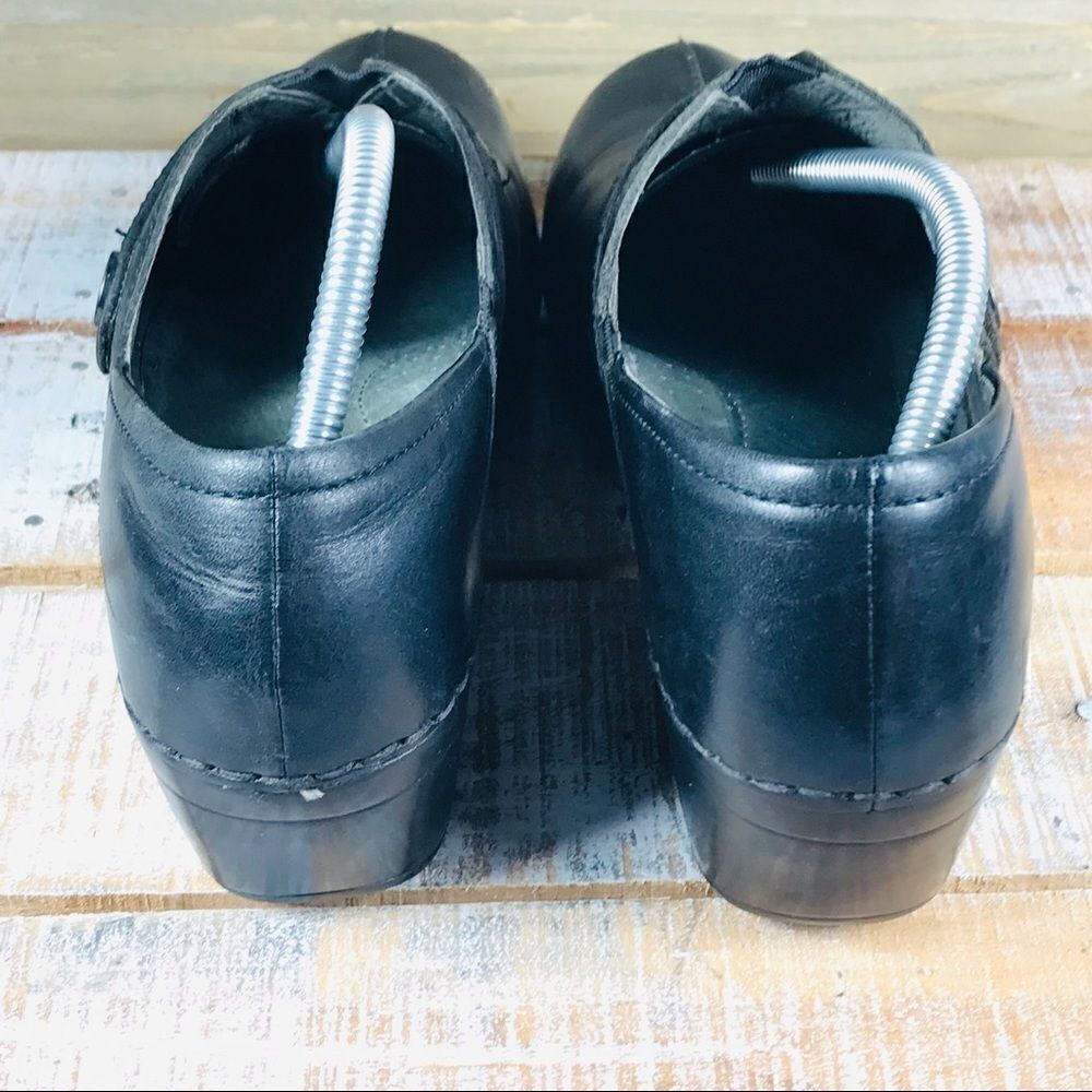 ✅Dansko Black Professional Clogs - Picture 4 of 8